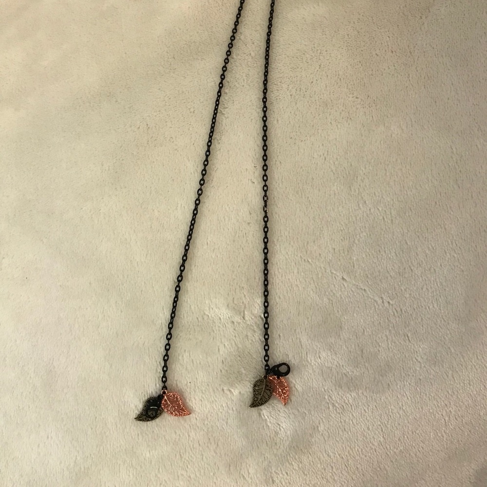 Fall Mask Chain - Picture 2 of 3